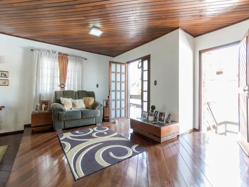 Casa com 3 quartos à venda, 390m2 em Água Verde, Blumenau - SC - imagem 5 Foto 5 de Casa com 3 quartos à venda, 390m2 em Água Verde, Blumenau - SC