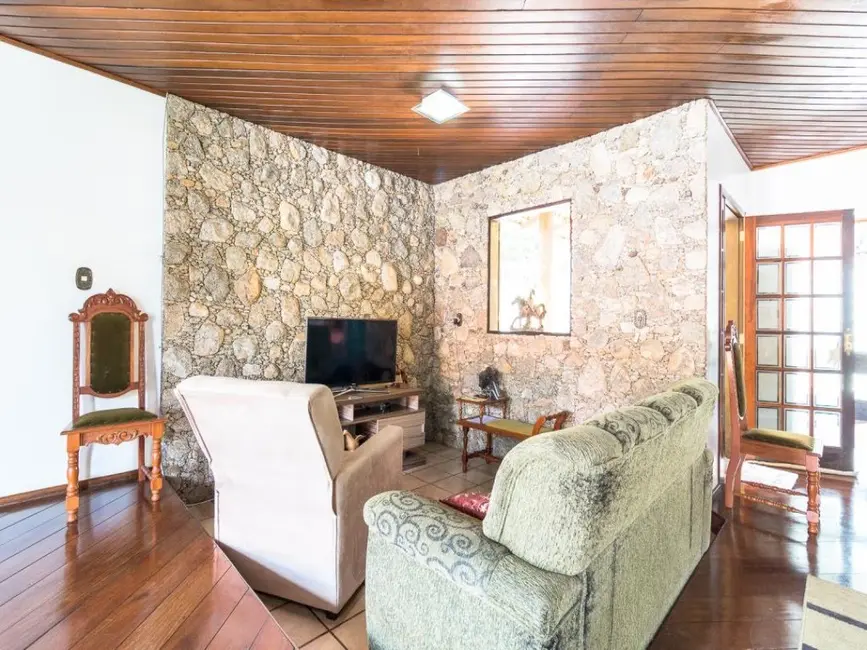 Casa com 3 quartos à venda, 390m2 em Água Verde, Blumenau - SC - imagem 4 Foto 4 de Casa com 3 quartos à venda, 390m2 em Água Verde, Blumenau - SC