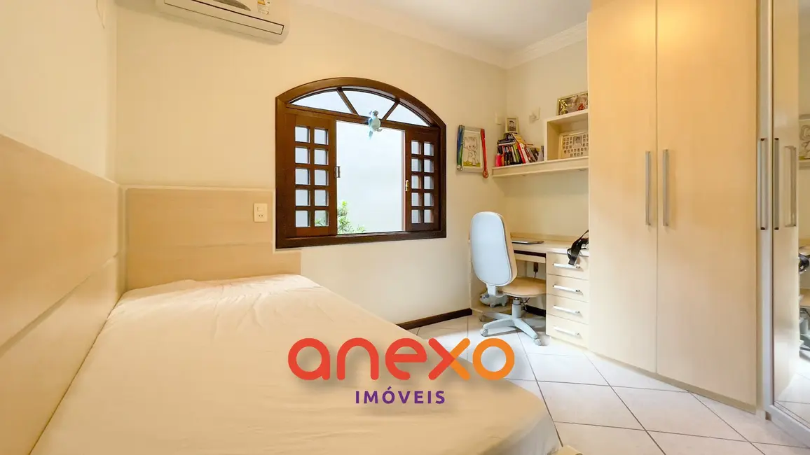 Casa com 3 quartos à venda, 580m2 em Vila Nova, Blumenau - SC - imagem 9 Foto 9 de Casa com 3 quartos à venda, 580m2 em Vila Nova, Blumenau - SC