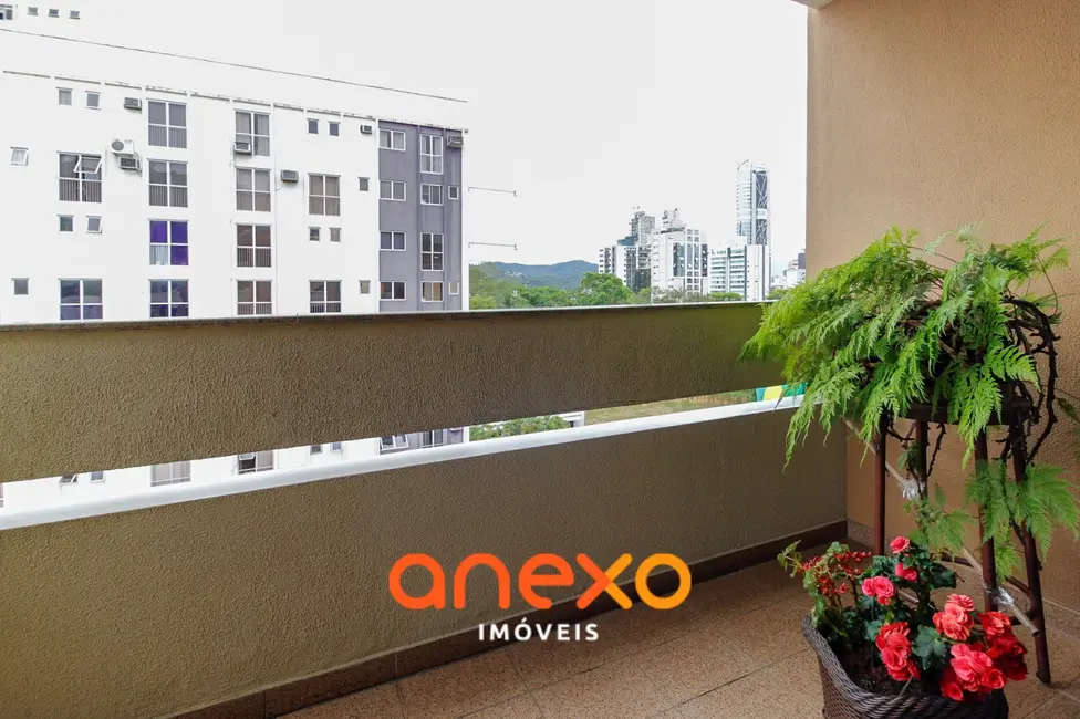 Apartamento com 6 quartos à venda, 400m2 em Ponta Aguda, Blumenau - SC - imagem 4 Foto 4 de Apartamento com 6 quartos à venda, 400m2 em Ponta Aguda, Blumenau - SC