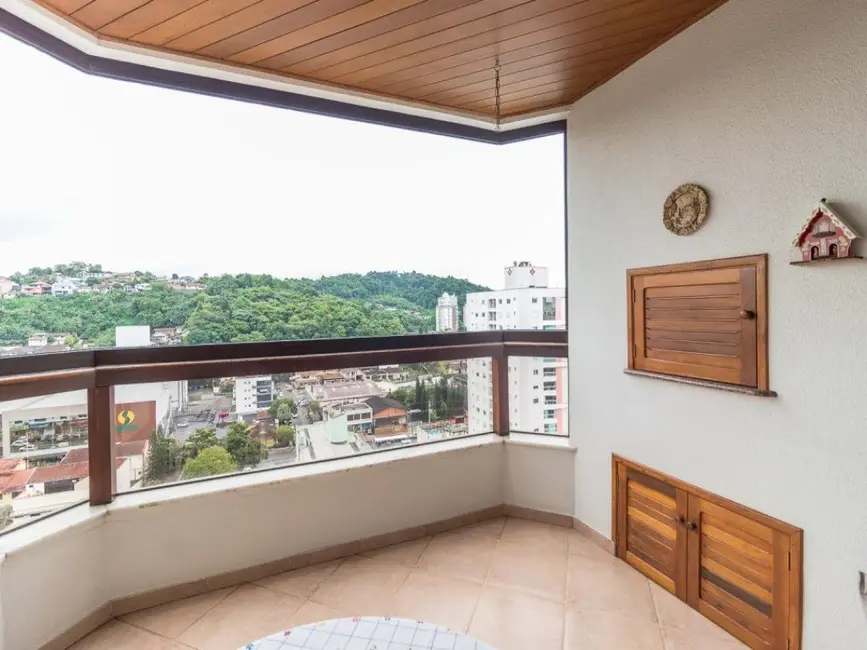 Foto 2 de Apartamento com 4 quartos à venda, 179m2 em Vila Nova, Blumenau - SC