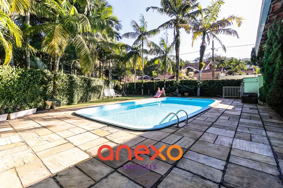 Casa com 4 quartos à venda, 439m2 em Garcia, Blumenau - SC - imagem 4 Foto 4 de Casa com 4 quartos à venda, 439m2 em Garcia, Blumenau - SC