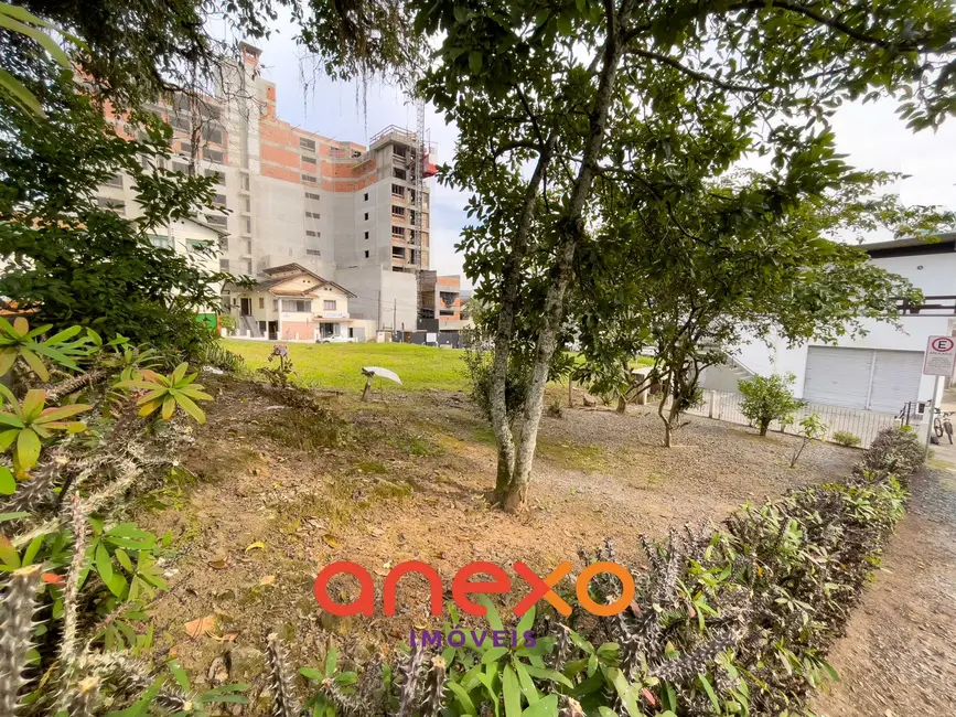Terreno / Lote à venda, 1425m2 em Centro, Blumenau - SC - imagem 3 Foto 3 de Terreno / Lote à venda, 1425m2 em Centro, Blumenau - SC