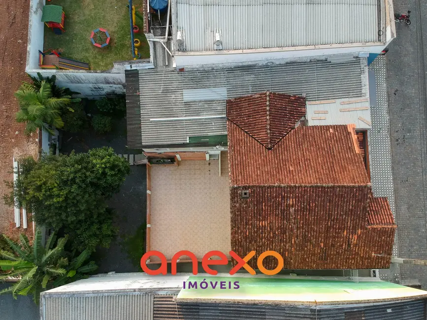 Casa com 3 quartos à venda, 464m2 em Victor Konder, Blumenau - SC - imagem 2 Foto 2 de Casa com 3 quartos à venda, 464m2 em Victor Konder, Blumenau - SC