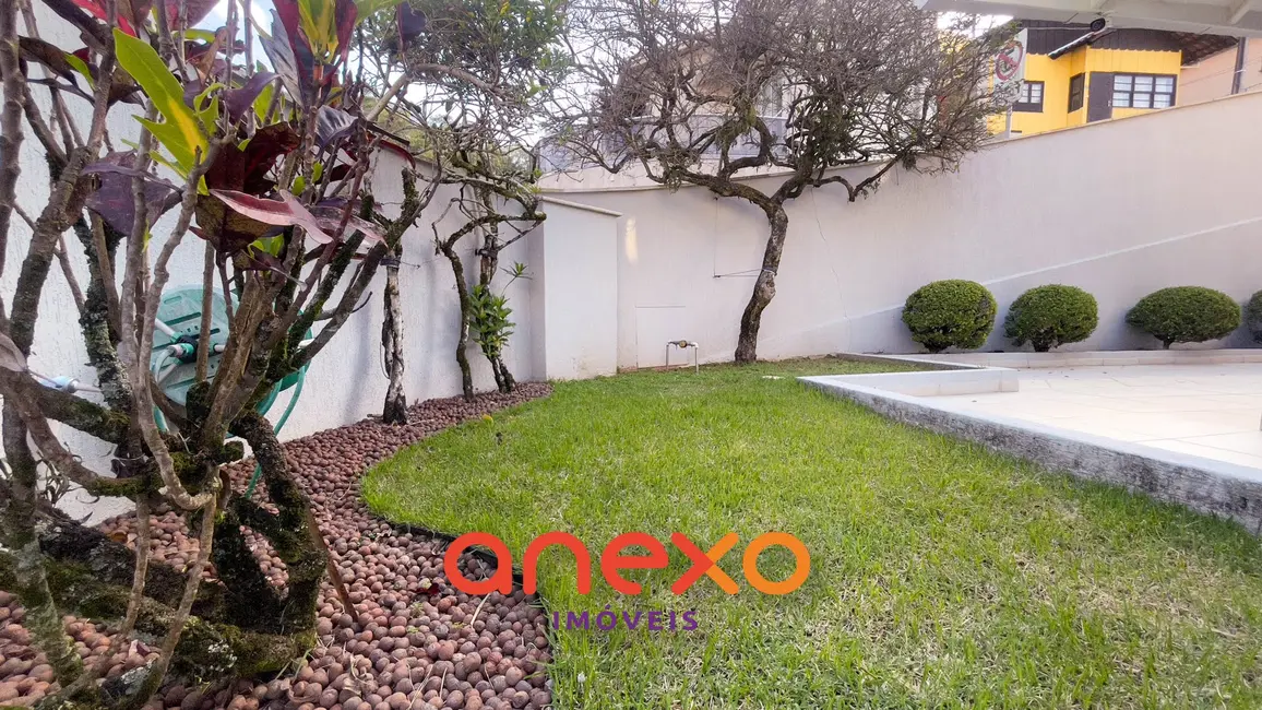 Casa com 4 quartos à venda, 313m2 em Centro, Blumenau - SC - imagem 6 Foto 6 de Casa com 4 quartos à venda, 313m2 em Centro, Blumenau - SC