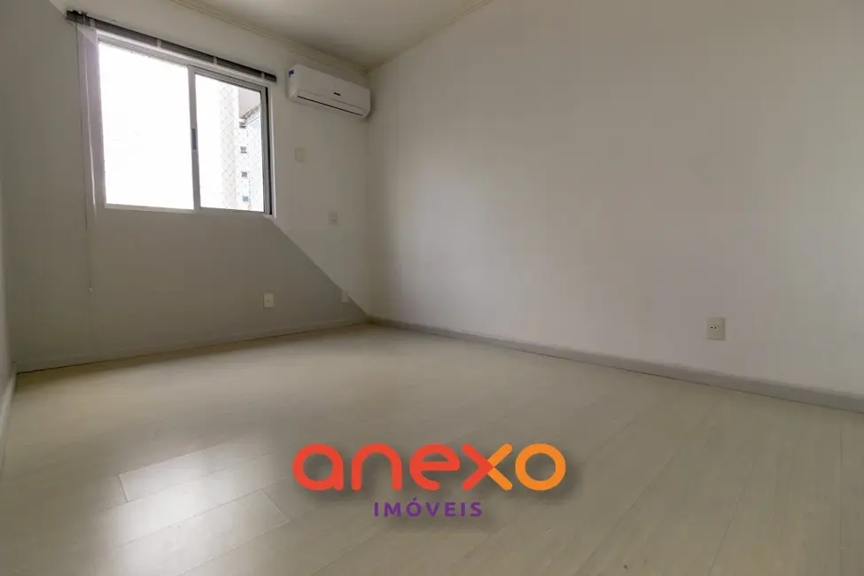 Apartamento com 3 quartos à venda, 117m2 em Velha, Blumenau - SC - imagem 9 Foto 9 de Apartamento com 3 quartos à venda, 117m2 em Velha, Blumenau - SC