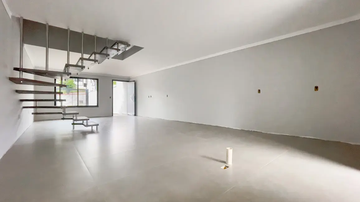 Casa com 3 quartos à venda, 145m2 em Velha, Blumenau - SC - imagem 3 Foto 3 de Casa com 3 quartos à venda, 145m2 em Velha, Blumenau - SC