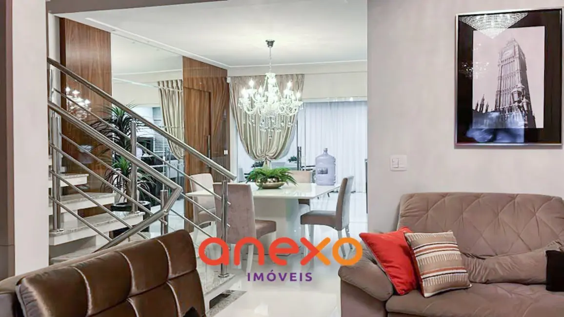 Casa com 3 quartos à venda, 262m2 em Itoupava Central, Blumenau - SC - imagem 3 Foto 3 de Casa com 3 quartos à venda, 262m2 em Itoupava Central, Blumenau - SC