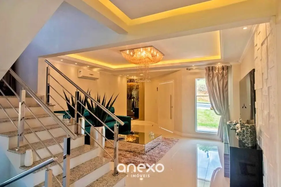Casa com 3 quartos à venda, 375m2 em Itoupava Central, Blumenau - SC - imagem 5 Foto 5 de Casa com 3 quartos à venda, 375m2 em Itoupava Central, Blumenau - SC