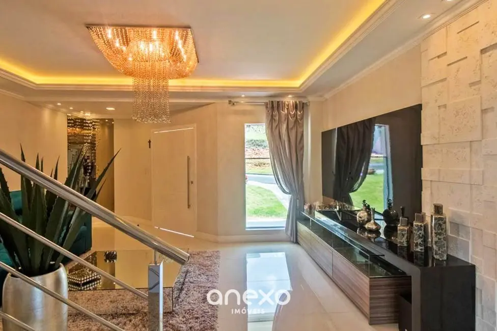 Casa com 3 quartos à venda, 375m2 em Itoupava Central, Blumenau - SC - imagem 7 Foto 7 de Casa com 3 quartos à venda, 375m2 em Itoupava Central, Blumenau - SC