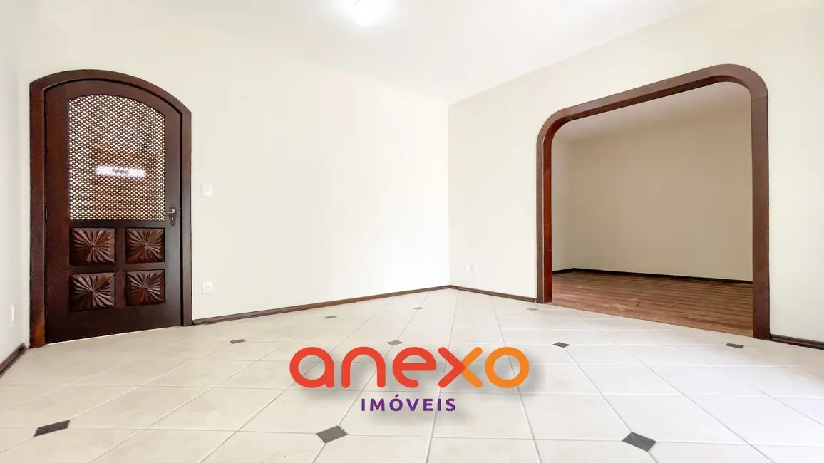 Casa Comercial com 4 quartos à venda, 495m2 em Vila Nova, Blumenau - SC - imagem 4 Foto 4 de Casa Comercial com 4 quartos à venda, 495m2 em Vila Nova, Blumenau - SC