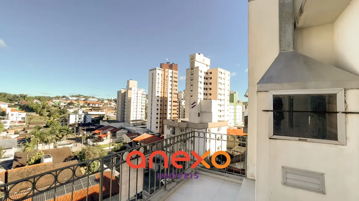 Cobertura com 3 quartos à venda, 159m2 em Vila Nova, Blumenau - SC - imagem 4 Foto 4 de Cobertura com 3 quartos à venda, 159m2 em Vila Nova, Blumenau - SC
