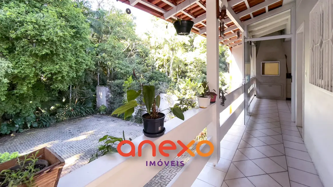 Casa com 4 quartos à venda, 674m2 em Testo Salto, Blumenau - SC - imagem 4 Foto 4 de Casa com 4 quartos à venda, 674m2 em Testo Salto, Blumenau - SC