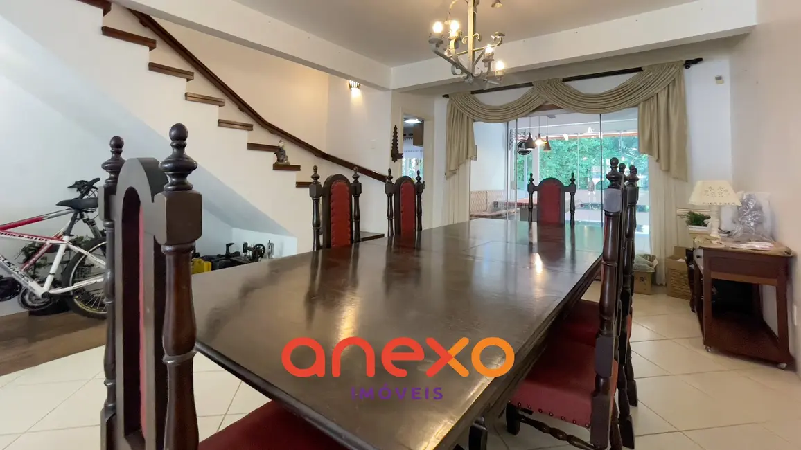Casa com 4 quartos à venda, 674m2 em Testo Salto, Blumenau - SC - imagem 8 Foto 8 de Casa com 4 quartos à venda, 674m2 em Testo Salto, Blumenau - SC