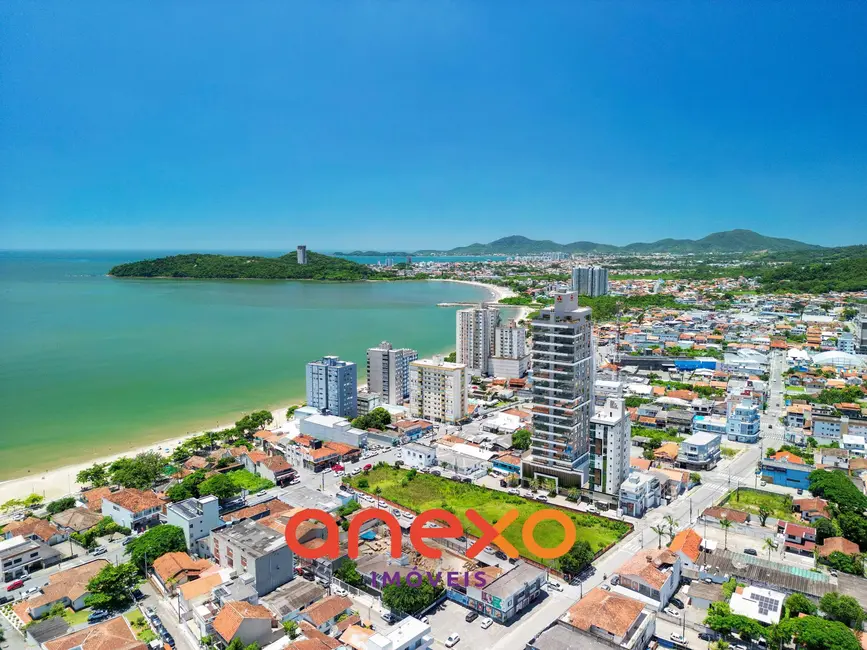 Foto 2 de Apartamento com 3 quartos à venda, 120m2 em Centro, Balneario Picarras - SC