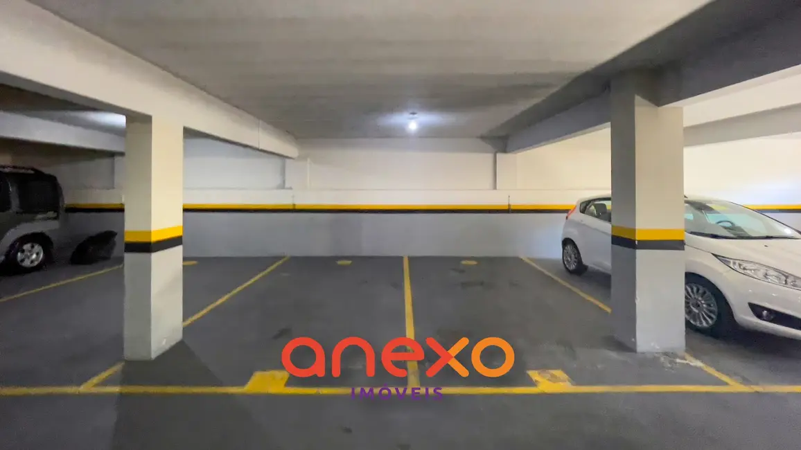 Apartamento com 3 quartos para alugar, 121m2 em Vila Nova, Blumenau - SC - imagem 8 Foto 8 de Apartamento com 3 quartos para alugar, 121m2 em Vila Nova, Blumenau - SC