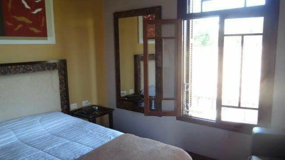 Foto 9 de Casa de Condomínio com 3 quartos à venda, 1100m2 em Valinhos - SP