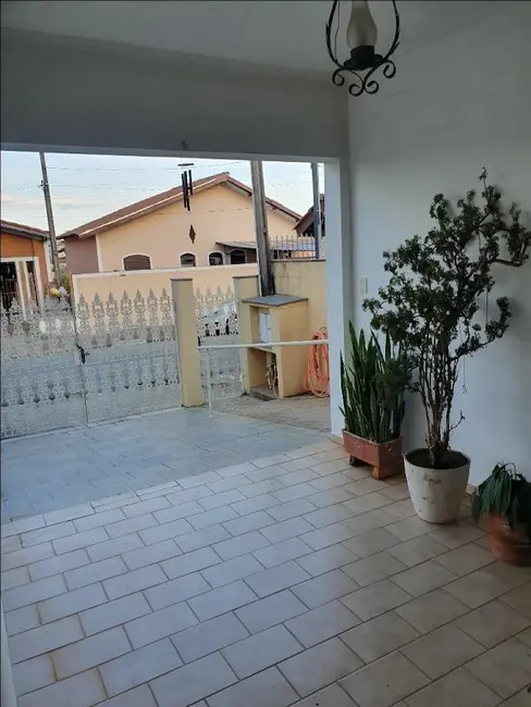 Casa com 3 quartos à venda, 214m2 em Nova Vinhedo, Vinhedo - SP - imagem 5 Foto 5 de Casa com 3 quartos à venda, 214m2 em Nova Vinhedo, Vinhedo - SP