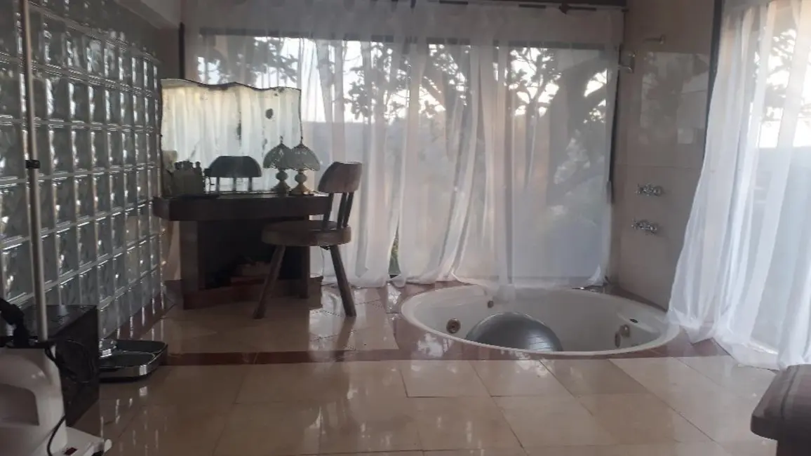 Foto 9 de Casa de Condomínio com 9 quartos à venda, 11000m2 em Caixa D´Água, Vinhedo - SP