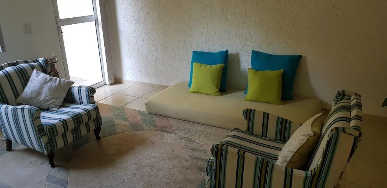 Foto 2 de Casa de Condomínio com 3 quartos à venda, 800m2 em Marambaia, Vinhedo - SP
