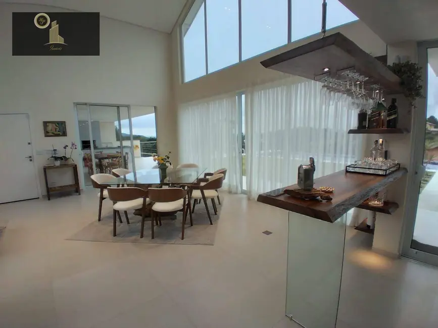 Casa de Condomínio com 3 quartos à venda e para alugar, 2800m2 em Caixa D´Água, Vinhedo - SP - imagem 6 Foto 6 de Casa de Condomínio com 3 quartos à venda e para alugar, 2800m2 em Caixa D´Água, Vinhedo - SP