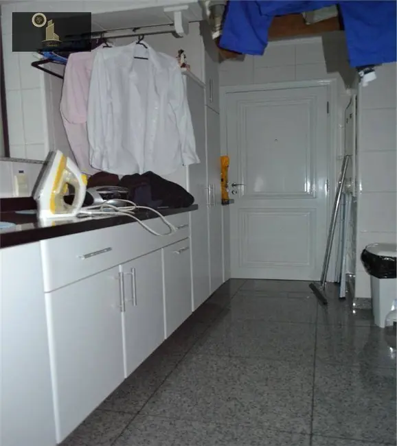 Apartamento com 3 quartos à venda, 208m2 em Vinhedo - SP - imagem 6 Foto 6 de Apartamento com 3 quartos à venda, 208m2 em Vinhedo - SP