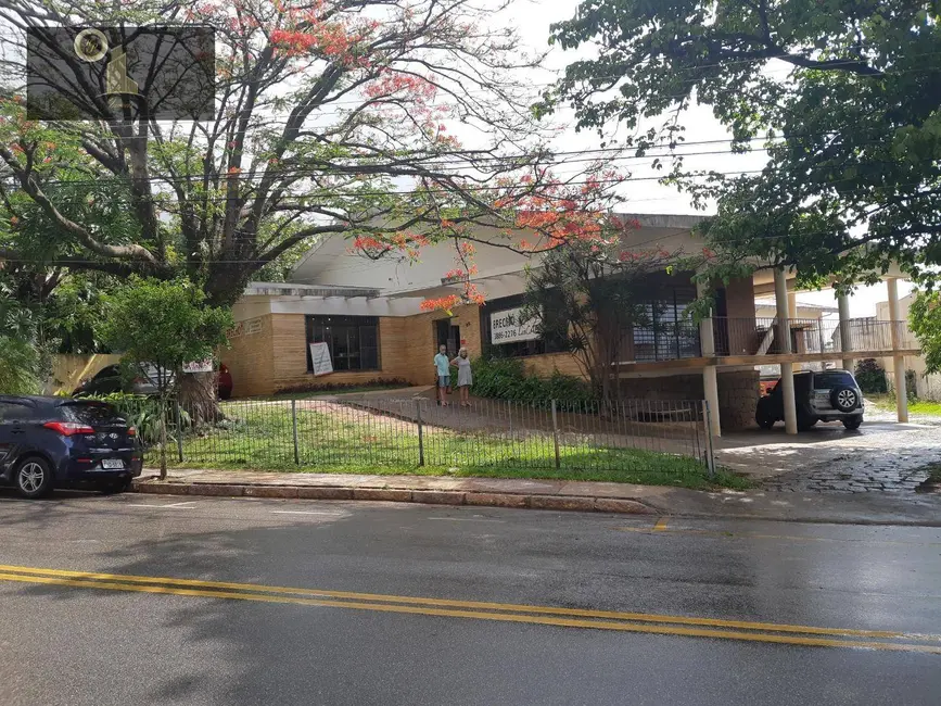 Foto 2 de Casa com 8 quartos à venda, 3000m2 em Centro, Vinhedo - SP