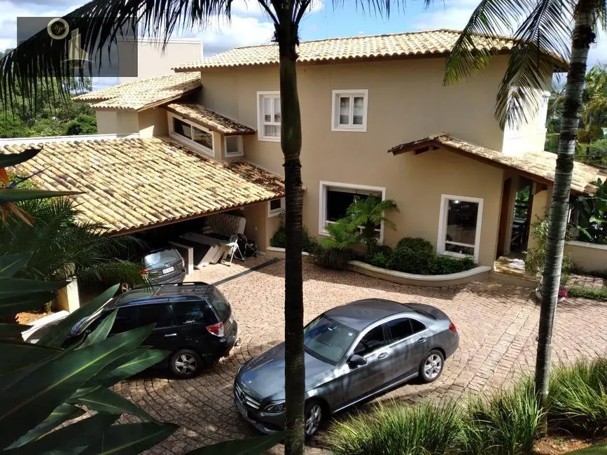Casa de Condomínio com 6 quartos à venda, 2800m2 em Valinhos - SP - imagem 3 Foto 3 de Casa de Condomínio com 6 quartos à venda, 2800m2 em Valinhos - SP