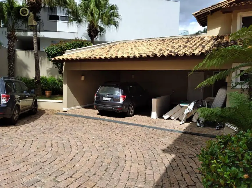 Casa de Condomínio com 6 quartos à venda, 2800m2 em Valinhos - SP - imagem 5 Foto 5 de Casa de Condomínio com 6 quartos à venda, 2800m2 em Valinhos - SP