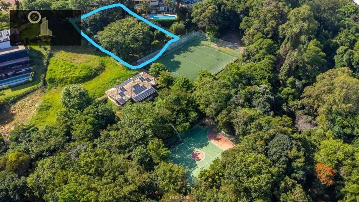 Foto 1 de Terreno / Lote à venda, 1300m2 em Valinhos - SP