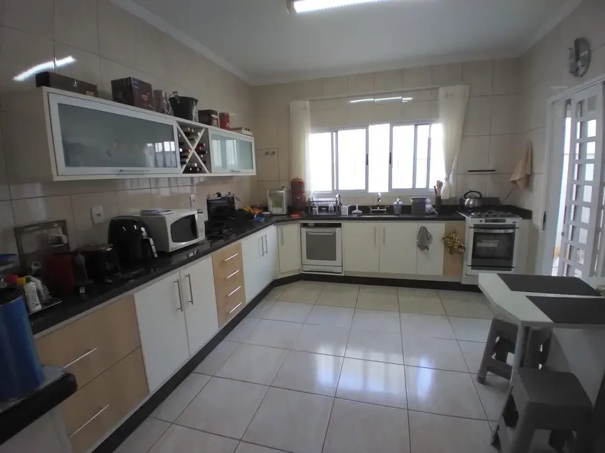 Casa com 5 quartos à venda, 300m2 em Jardim Alvorada, Valinhos - SP - imagem 5 Foto 5 de Casa com 5 quartos à venda, 300m2 em Jardim Alvorada, Valinhos - SP