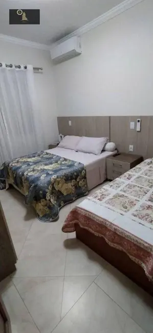 Foto 4 de Casa de Condomínio com 4 quartos à venda, 1965m2 em Louveira - SP