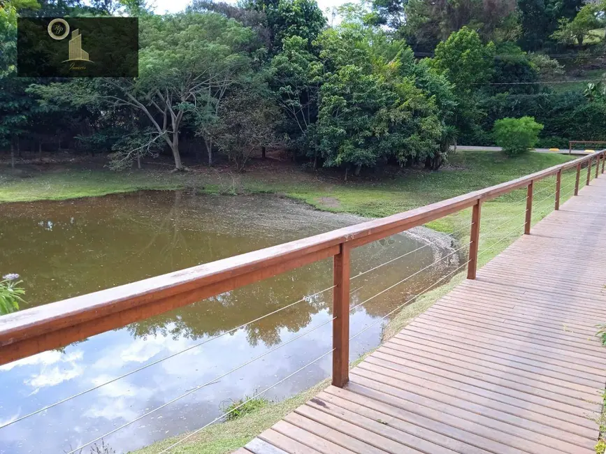 Foto 2 de Terreno / Lote à venda, 1736m2 em Caixa D´Água, Vinhedo - SP