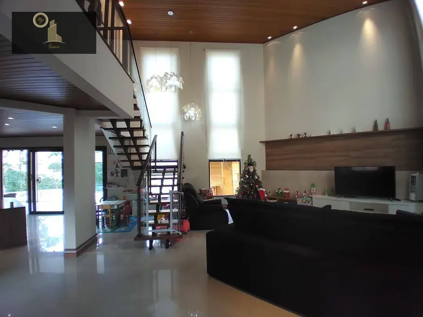 Foto 2 de Casa de Condomínio com 4 quartos à venda, 651m2 em Centro, Vinhedo - SP