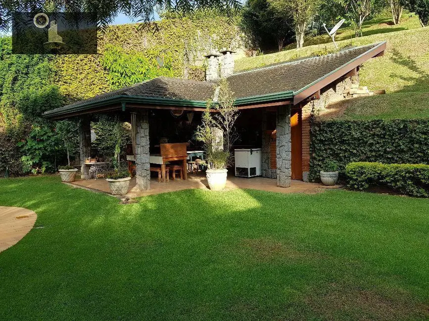 Casa de Condomínio com 4 quartos para alugar, 1600m2 em Marambaia, Vinhedo - SP - imagem 3 Foto 3 de Casa de Condomínio com 4 quartos para alugar, 1600m2 em Marambaia, Vinhedo - SP