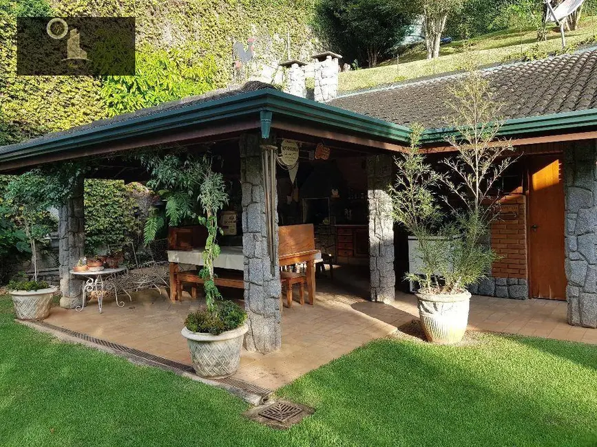 Casa de Condomínio com 4 quartos para alugar, 1600m2 em Marambaia, Vinhedo - SP - imagem 6 Foto 6 de Casa de Condomínio com 4 quartos para alugar, 1600m2 em Marambaia, Vinhedo - SP