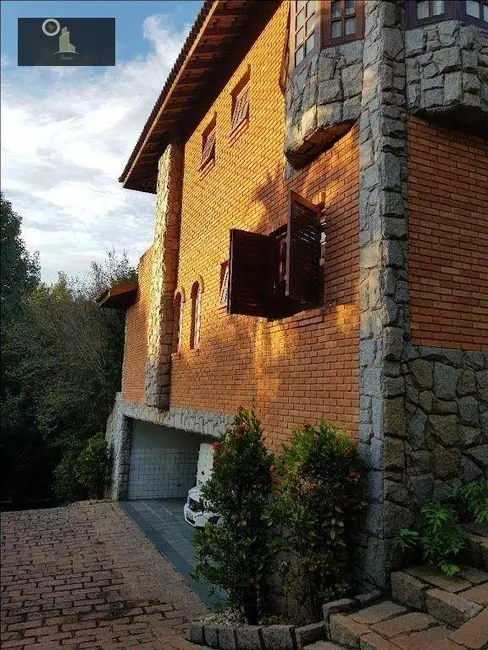 Casa de Condomínio com 4 quartos para alugar, 1600m2 em Marambaia, Vinhedo - SP - imagem 4 Foto 4 de Casa de Condomínio com 4 quartos para alugar, 1600m2 em Marambaia, Vinhedo - SP