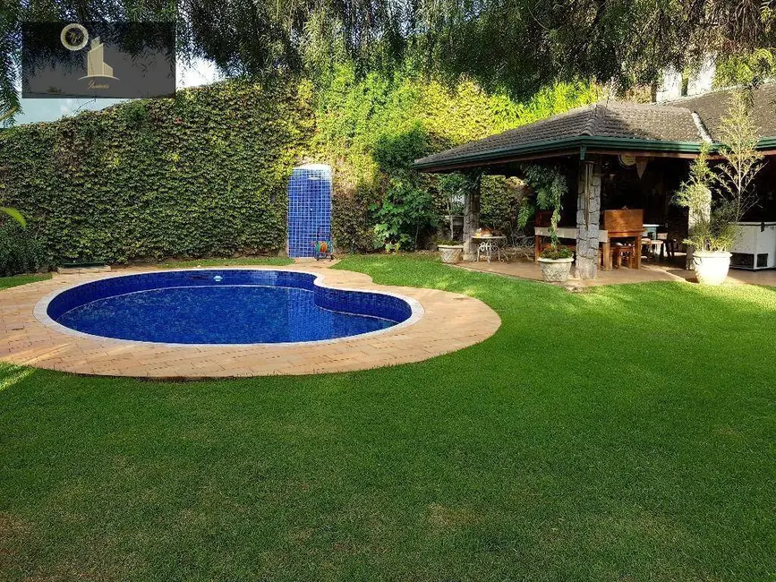 Casa de Condomínio com 4 quartos para alugar, 1600m2 em Marambaia, Vinhedo - SP - imagem 5 Foto 5 de Casa de Condomínio com 4 quartos para alugar, 1600m2 em Marambaia, Vinhedo - SP