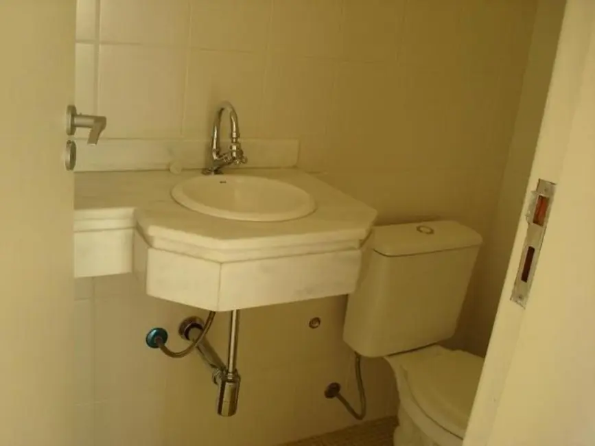 Foto 9 de Casa de Condomínio com 3 quartos à venda e para alugar, 390m2 em Vinhedo - SP