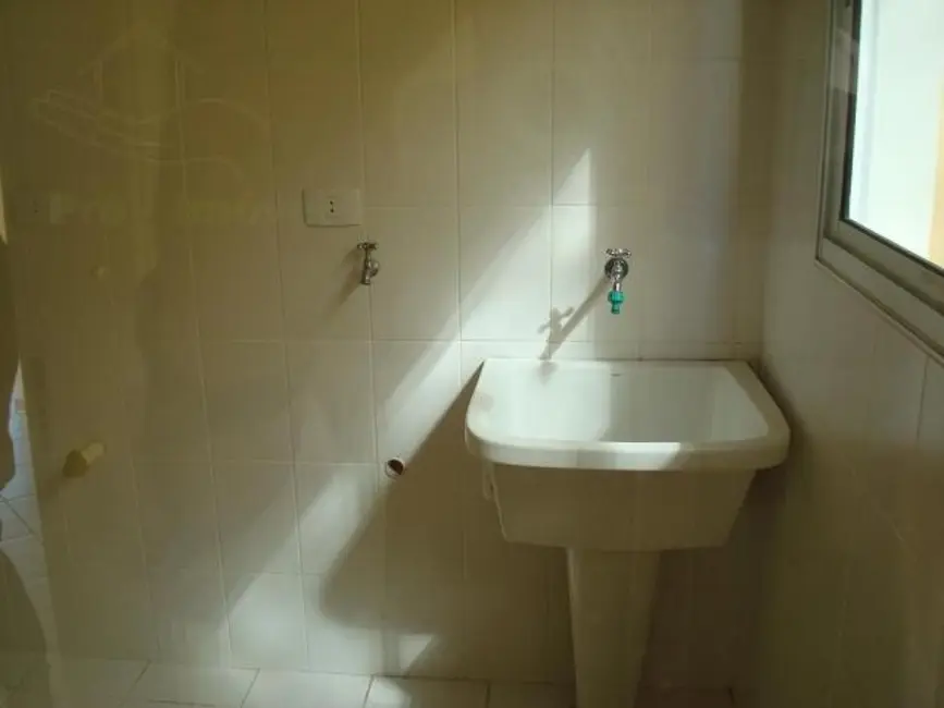 Foto 6 de Casa de Condomínio com 3 quartos à venda e para alugar, 390m2 em Vinhedo - SP