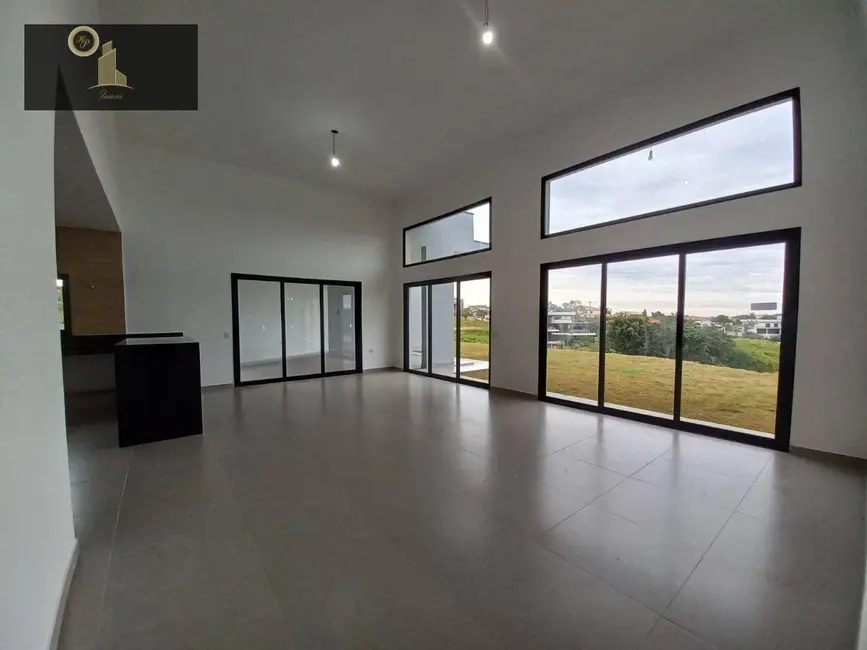 Foto 5 de Casa de Condomínio com 3 quartos à venda, 2162m2 em Louveira - SP