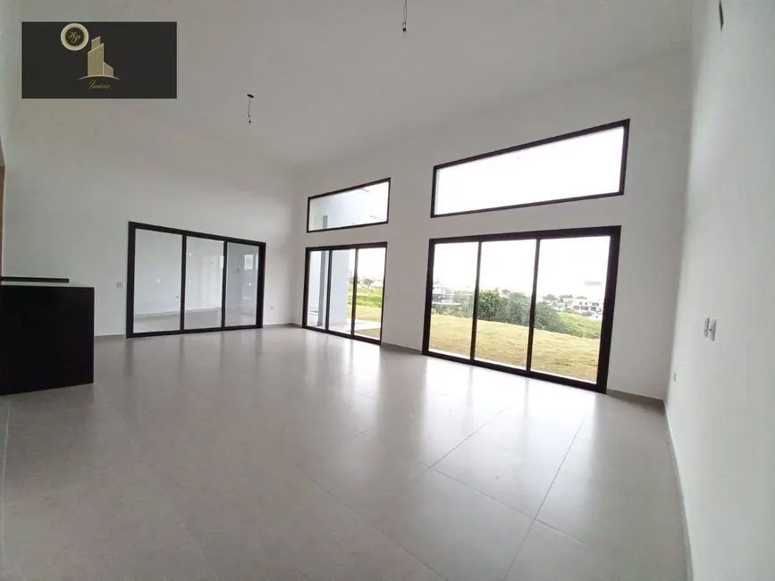 Foto 6 de Casa de Condomínio com 3 quartos à venda, 2162m2 em Louveira - SP