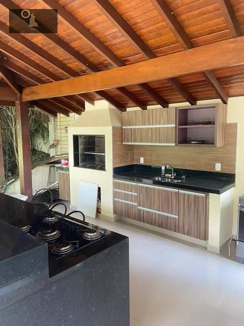 Foto 9 de Casa de Condomínio com 3 quartos à venda, 2070m2 em Centro, Vinhedo - SP