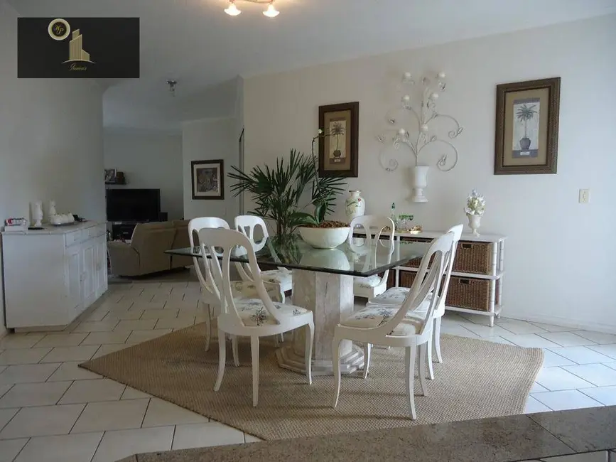 Foto 3 de Casa de Condomínio com 3 quartos à venda, 650m2 em Bosque, Vinhedo - SP