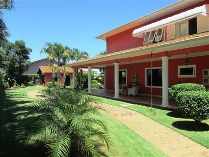 Casa de Condomínio com 4 quartos à venda, 2000m2 em Jardim dos Manacás, Valinhos - SP - imagem 2 Foto 2 de Casa de Condomínio com 4 quartos à venda, 2000m2 em Jardim dos Manacás, Valinhos - SP