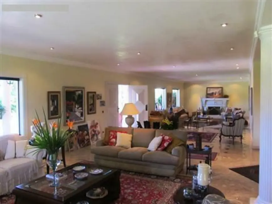 Casa de Condomínio com 4 quartos à venda, 2000m2 em Jardim dos Manacás, Valinhos - SP - imagem 7 Foto 7 de Casa de Condomínio com 4 quartos à venda, 2000m2 em Jardim dos Manacás, Valinhos - SP