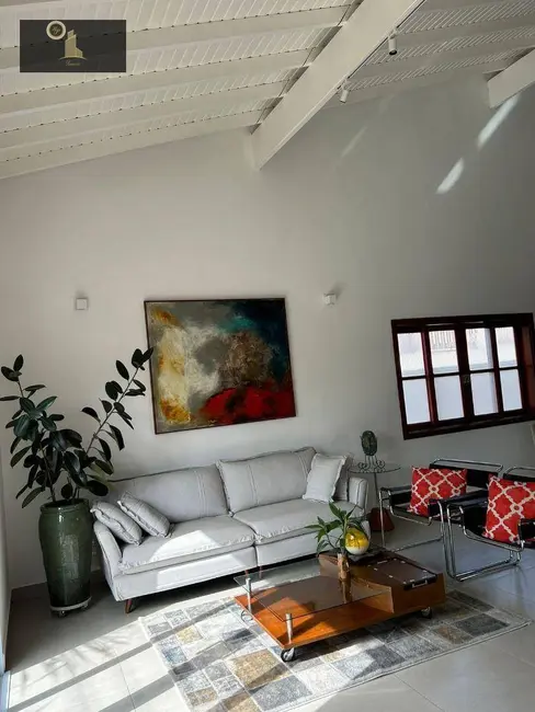 Foto 3 de Casa de Condomínio com 3 quartos à venda, 450m2 em Louveira - SP