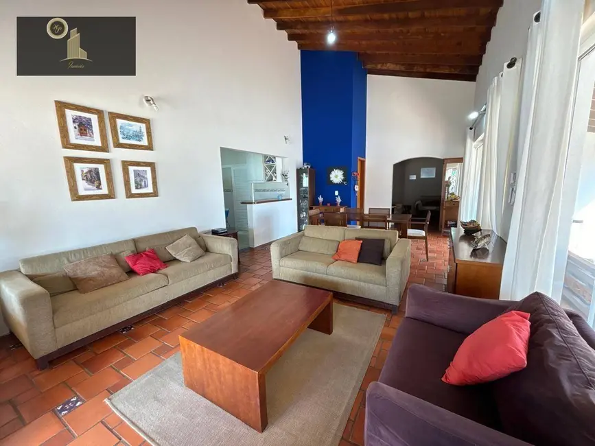Foto 1 de Casa de Condomínio com 3 quartos à venda, 600m2 em Vinhedo - SP