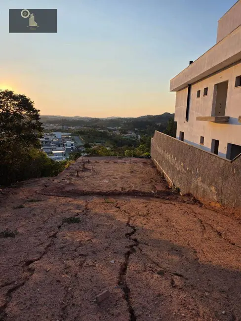 Foto 3 de Terreno / Lote à venda, 480m2 em Louveira - SP