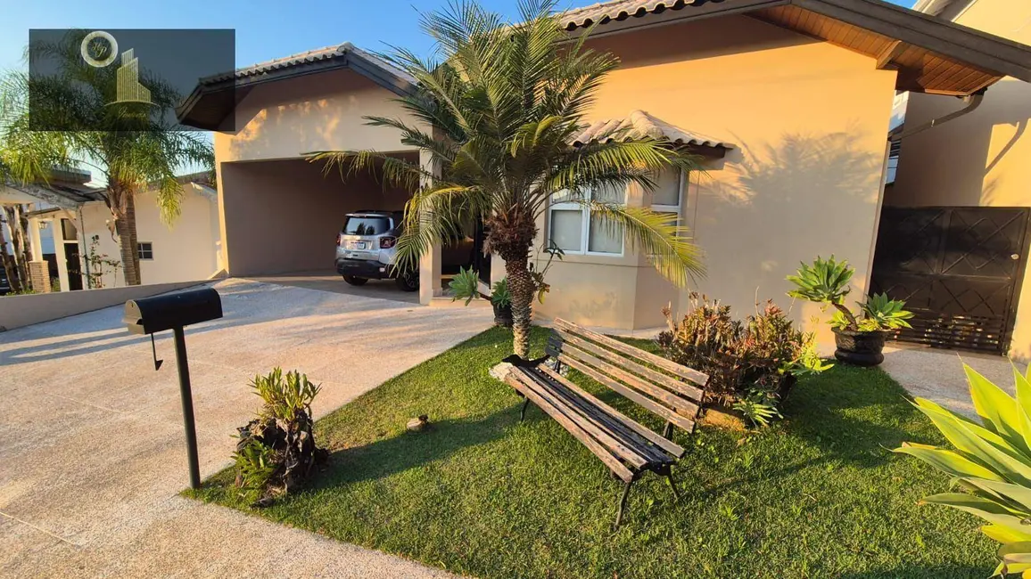 Foto 2 de Casa de Condomínio com 3 quartos para alugar, 376m2 em Bosque, Vinhedo - SP